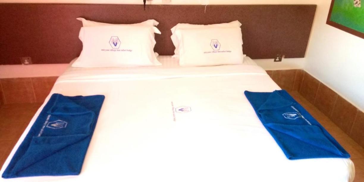 Miryams Village Inn Safari Lodge Sultan Hamud Exterior foto